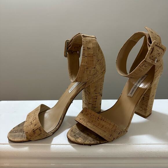 Diane Von Furstenberg Ulrica Heel in Natural Cork Women’s size 7.5 ankle strap - Picture 3 of 13